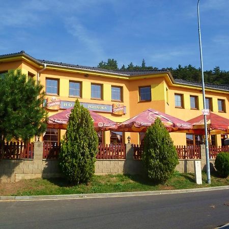 Hotel Pohadka Most Buitenkant foto