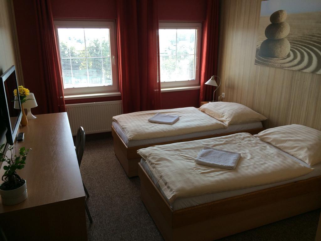 Hotel Pohadka Most Kamer foto